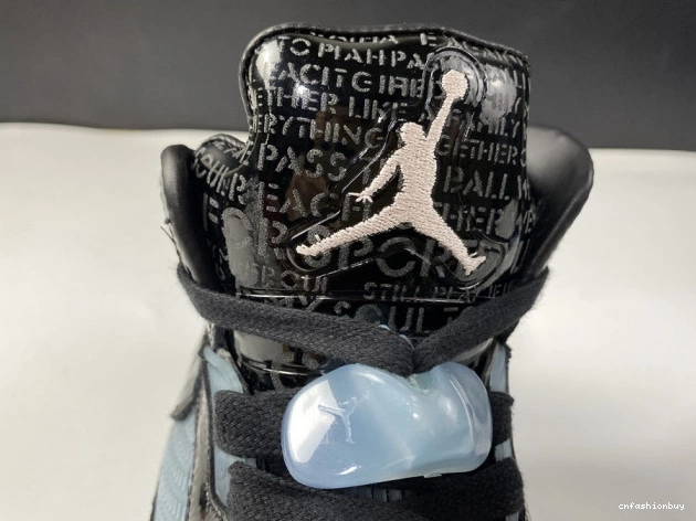 Doernbecher AIR 633068-010 Jordan Retro 5 0720